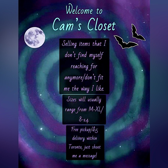 Welcome to Cam’s Closet!🦇 - Picture 1 of 1